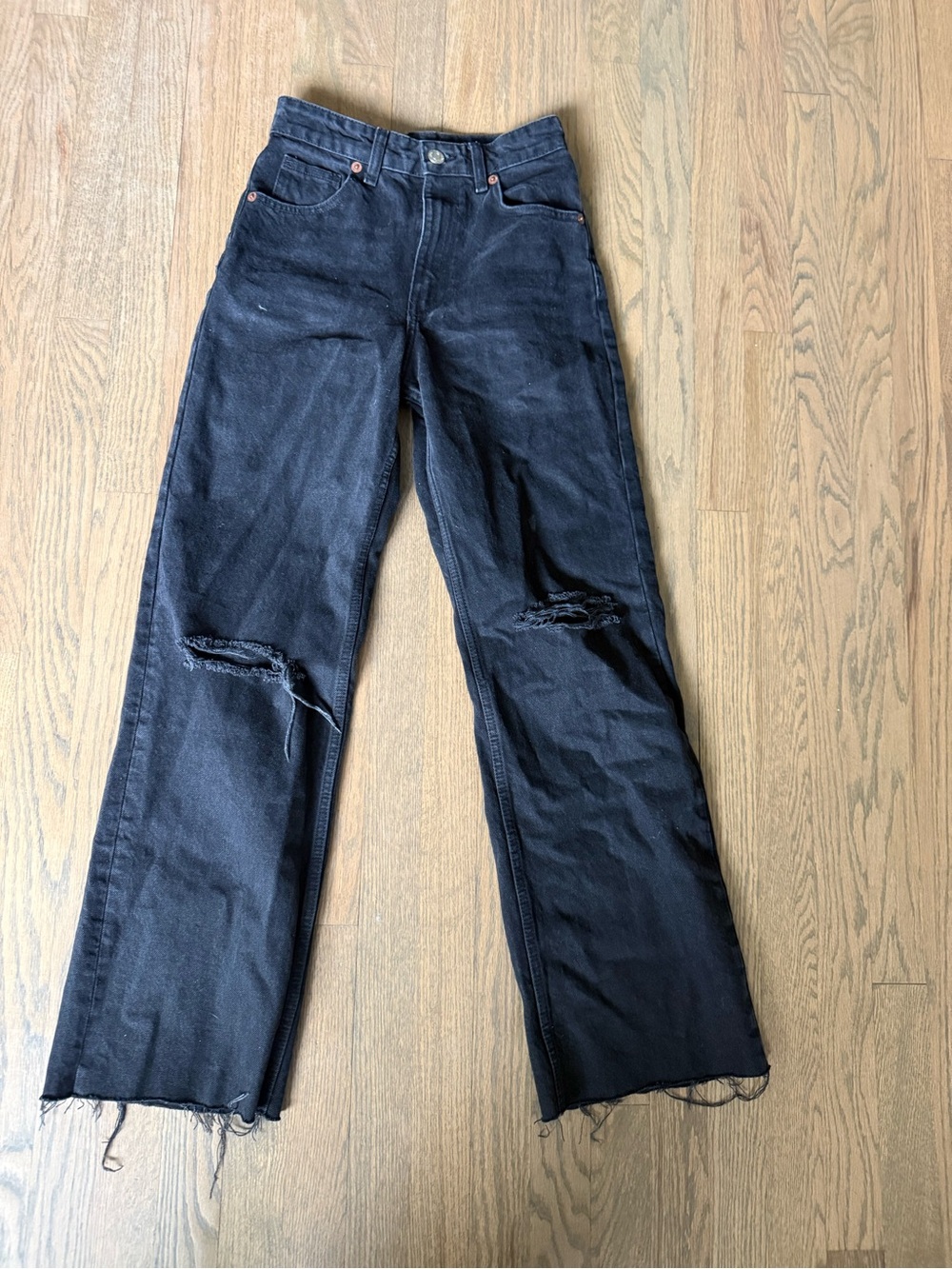 ZARA Women’s distressed Black wide leg Jeans -
